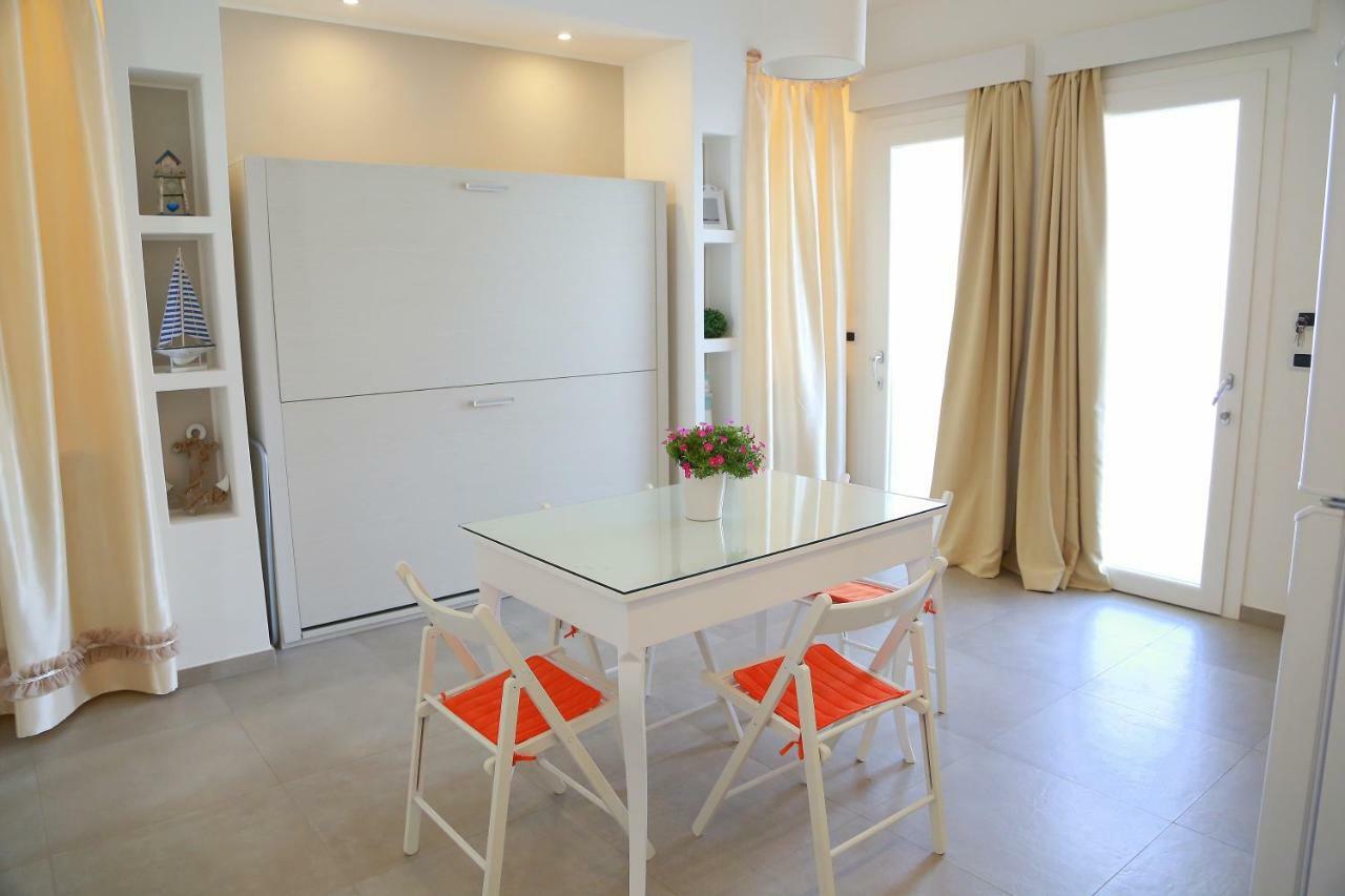 Casa Vacanze Coralloholiday Hotel Torre Lapillo Eksteriør billede